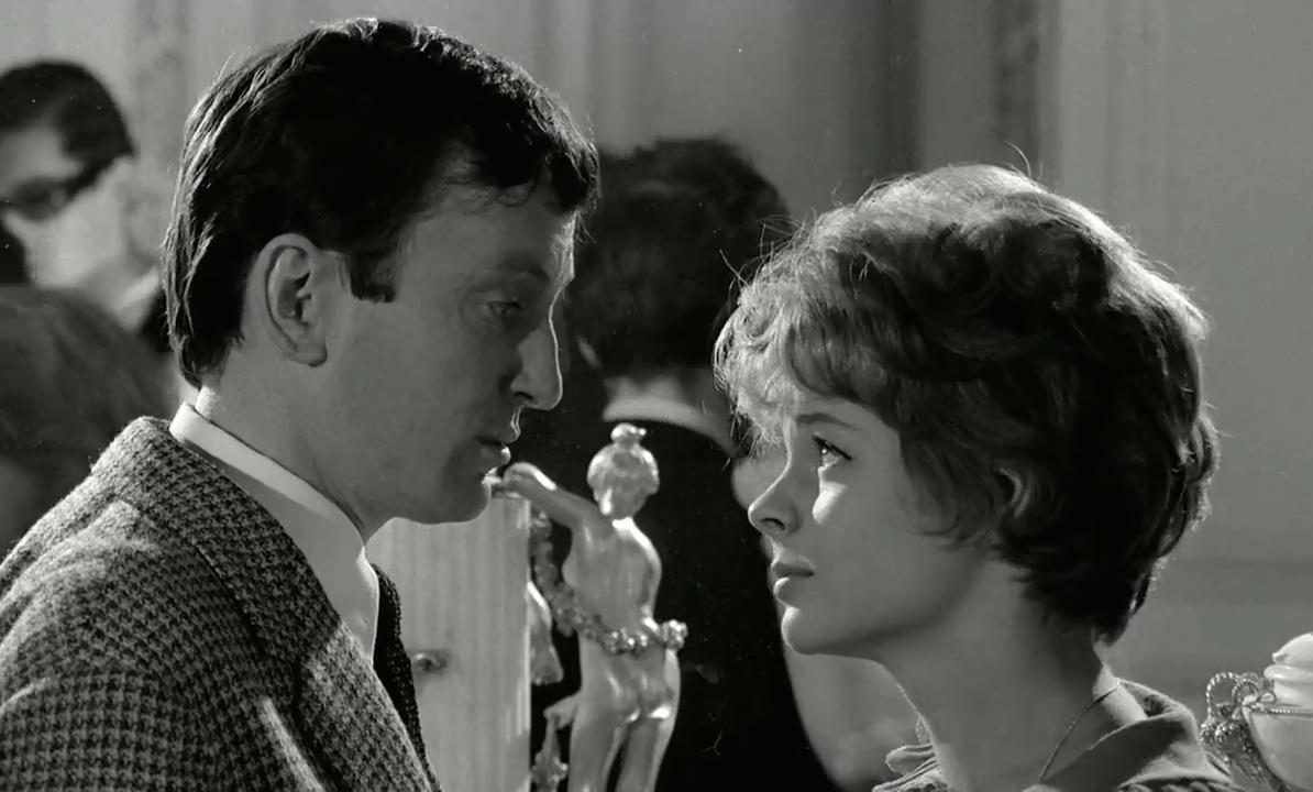 Claude Rich and Sabine Sinjen in Crooks in Clover (1963)