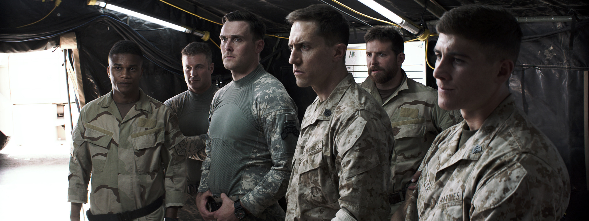 Bradley Cooper, Cory Hardrict, Owain Yeoman, Joel Lambert, Tony Nevada, and Brett Edwards in American Sniper (2014)