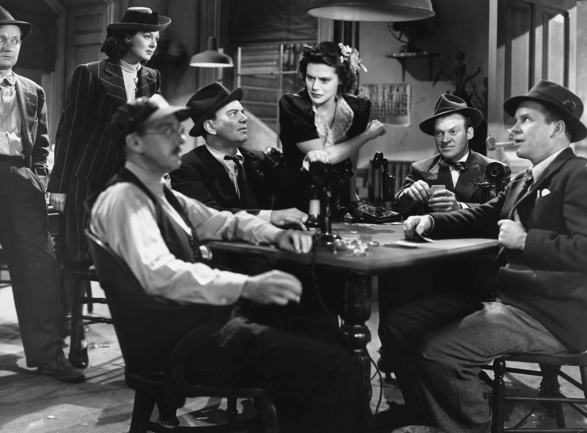 Cliff Edwards, Porter Hall, Frank Jenks, Roscoe Karns, Helen Mack, Rosalind Russell, and Regis Toomey in His Girl Friday (1940)