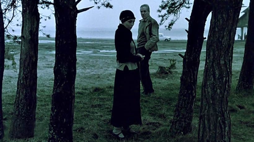 Guðrún Gísladóttir and Erland Josephson in The Sacrifice (1986)