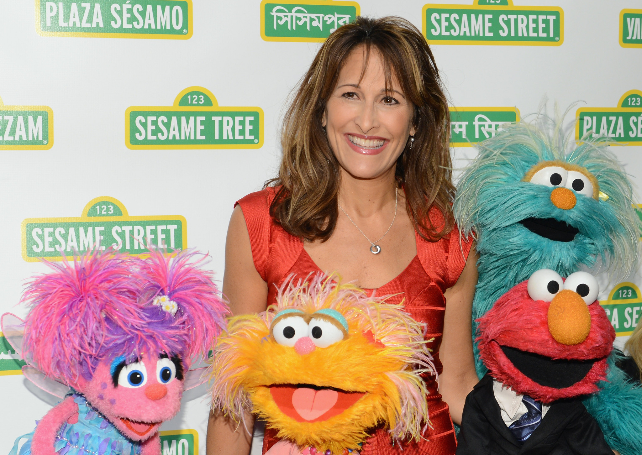 Fran Brill, Leslie Carrara-Rudolph, Kevin Clash, Carmen Osbahr, Elmo, Lesli Rotenberg, and Abby Cadabby at an event for Sesame Street (1969)