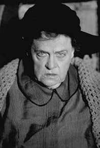 Primary photo for Marie Dressler