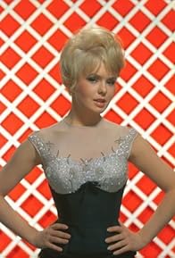 Primary photo for Joey Heatherton