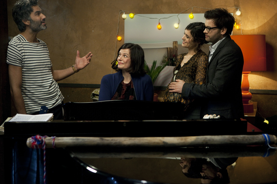 Olivia Bonamy, Clovis Cornillac, Marianne Denicourt, and François Vincentelli in Une folle envie (2011)