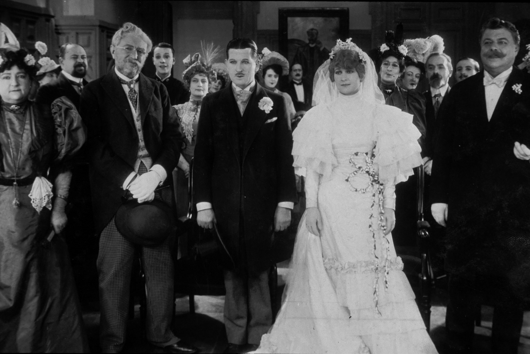 Marise Maia, Paul Ollivier, Albert Préjean, and Yvonneck in The Italian Straw Hat (1928)