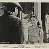 Glenn Ford and Felicia Farr in 3:10 to Yuma (1957)