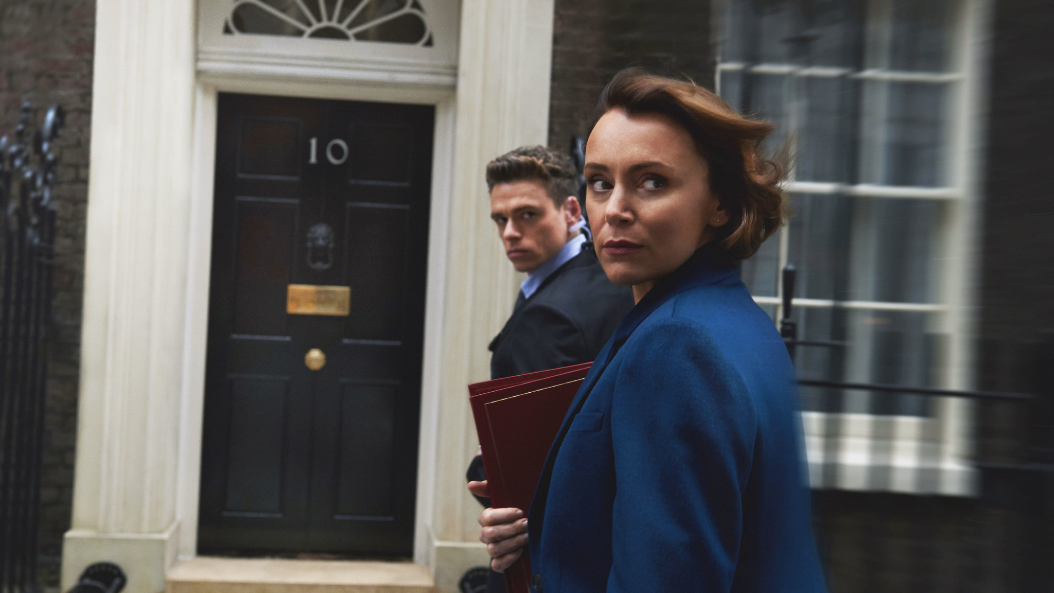 Keeley Hawes and Richard Madden in Bodyguard (2018)