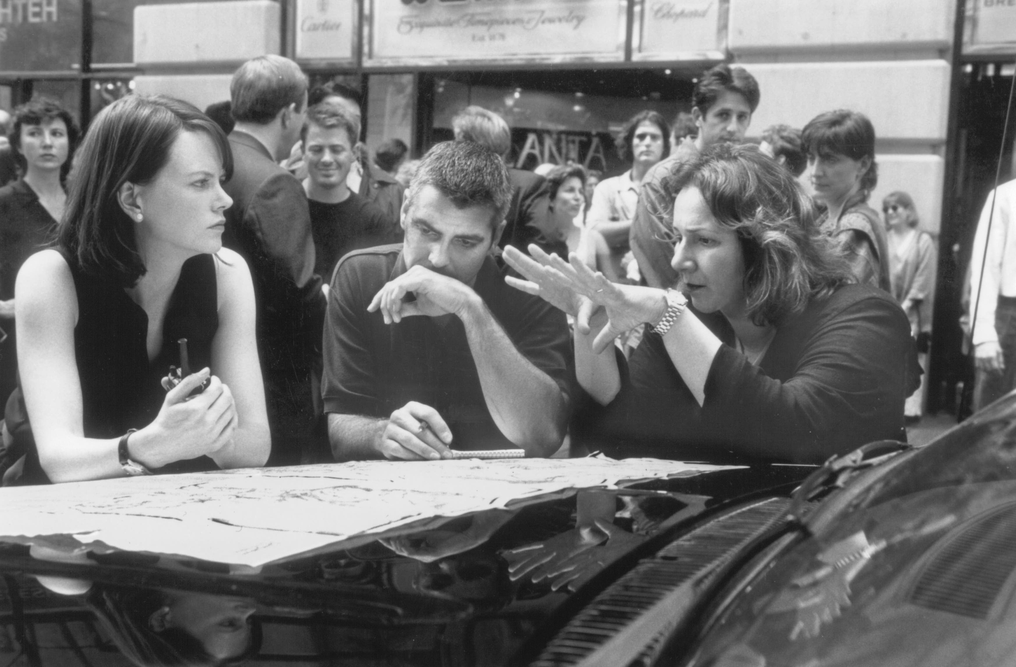 George Clooney, Nicole Kidman, and Mimi Leder in The Peacemaker (1997)