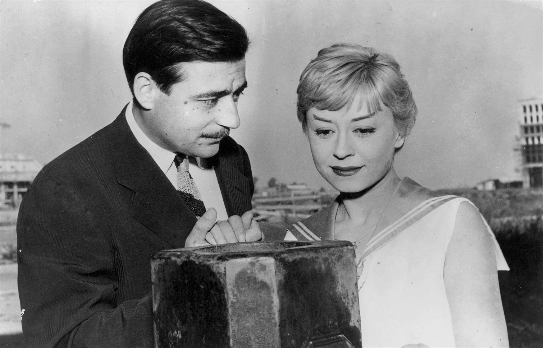 Giulietta Masina and François Périer in Nights of Cabiria (1957)