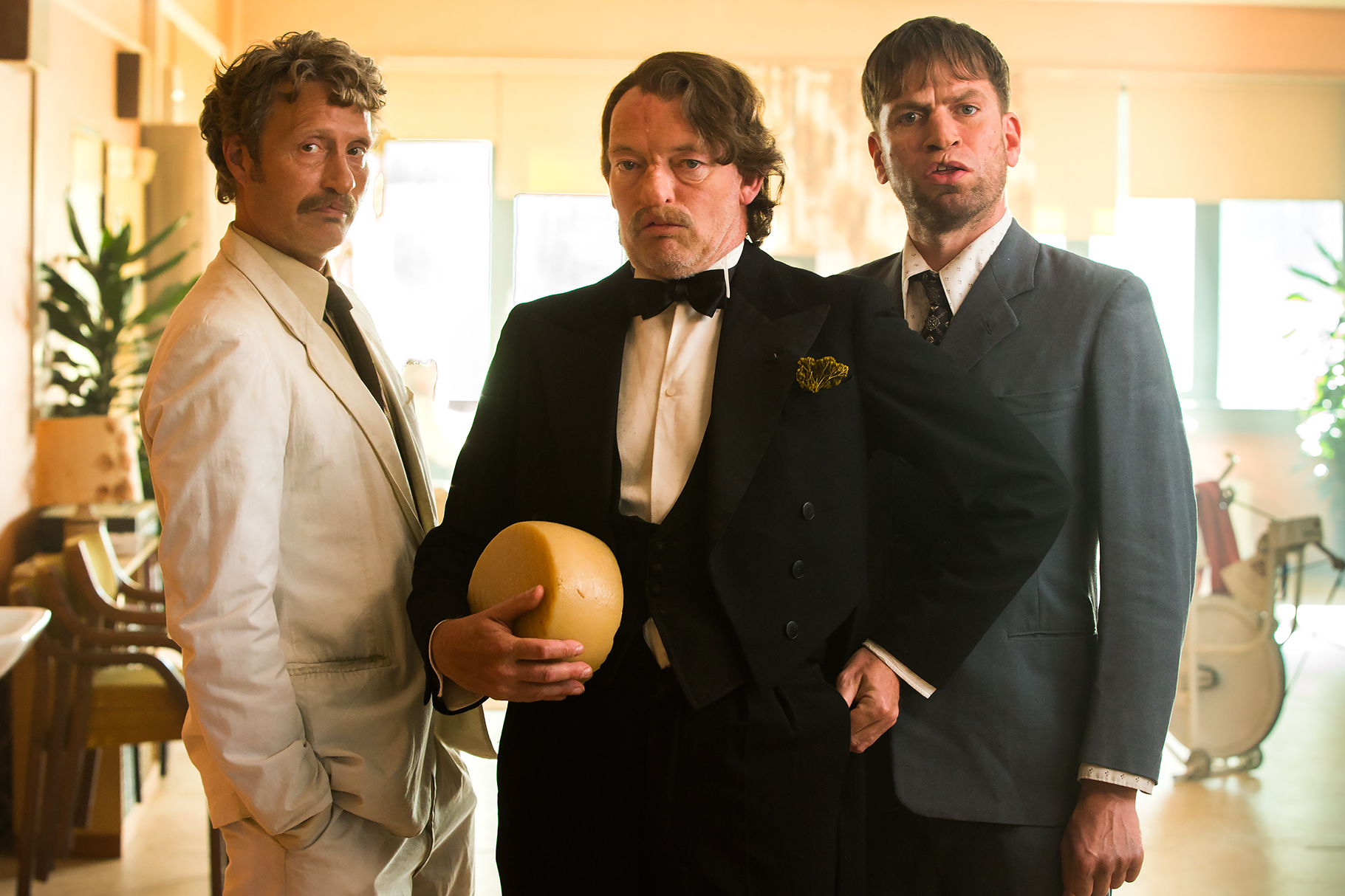 Nikolaj Lie Kaas, Søren Malling, and Mads Mikkelsen in Men & Chicken (2015)