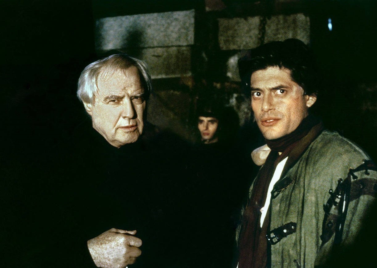 Marlon Brando and Georges Corraface in Christopher Columbus: The Discovery (1992)