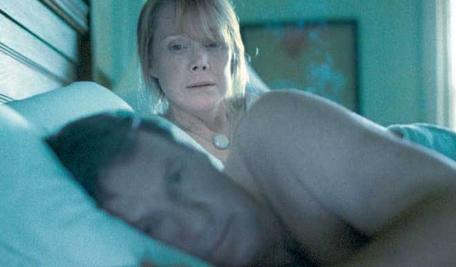 Sissy Spacek and Tom Wilkinson in In the Bedroom (2001)