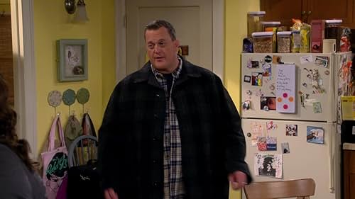 Mike & Molly: Mike Check