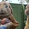 Colin Moody and Elizabeth Debicki in Peter Rabbit 2: The Runaway (2021)