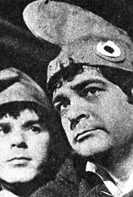 Jacques Ferrière and Michel Muller in Présence du passé (1965)