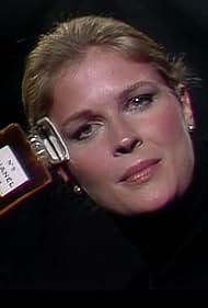 Candice Bergen in Saturday Night Live (1975)