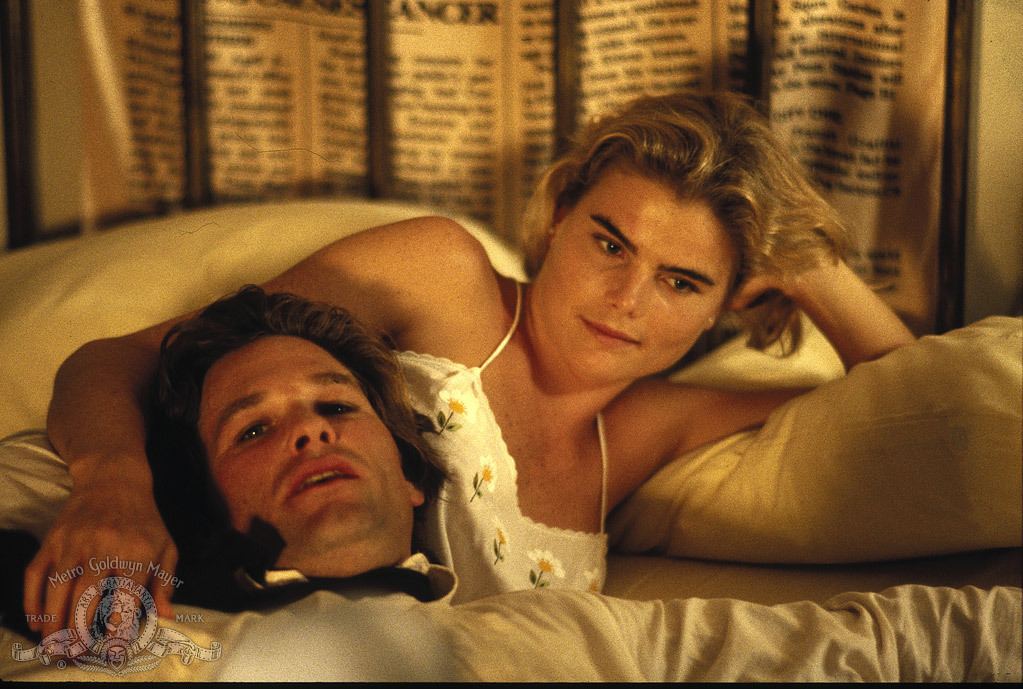 Mariel Hemingway and Kurt Russell in The Mean Season (1985)