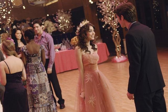 Sarah Hyland and Matt Prokop in Geek Charming (2011)