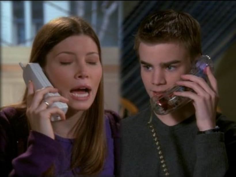 Jessica Biel and David Gallagher in 7th Heaven (1996)