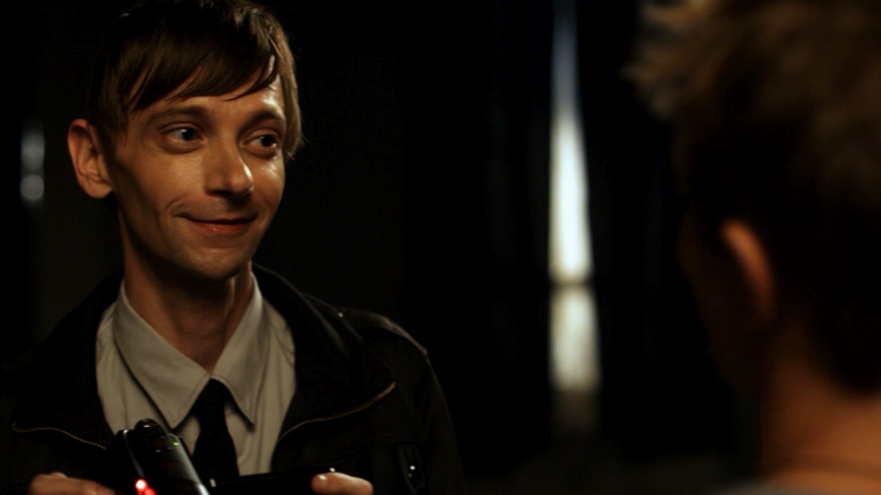 DJ Qualls in Circle of Eight (2009)