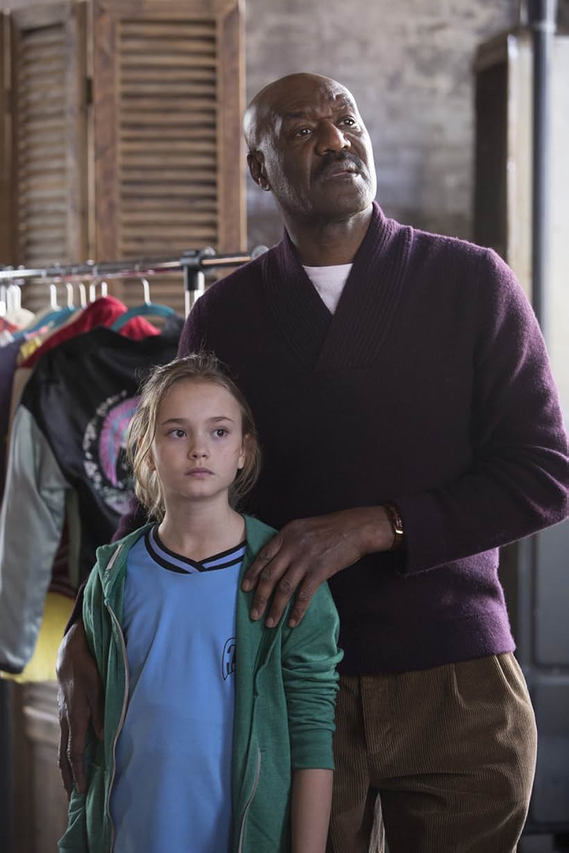 Delroy Lindo and Johnny Sequoyah in Believe (2014)