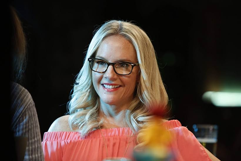 Rachael Harris in Lucifer (2016)