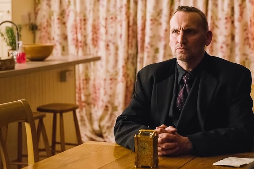 Christopher Eccleston in Dead in a Week Or Your Money Back (2018)