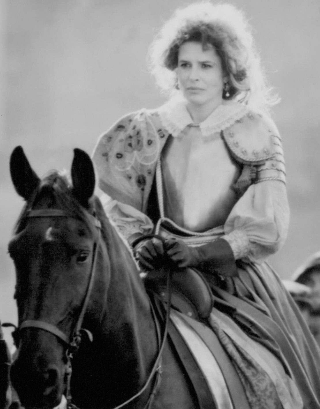 Fanny Ardant in Elizabeth (1998)