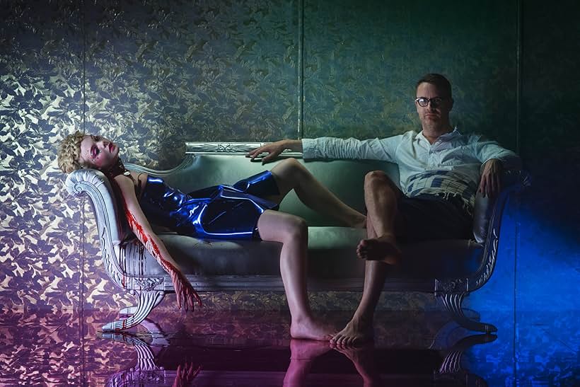 Nicolas Winding Refn and Elle Fanning in The Neon Demon (2016)