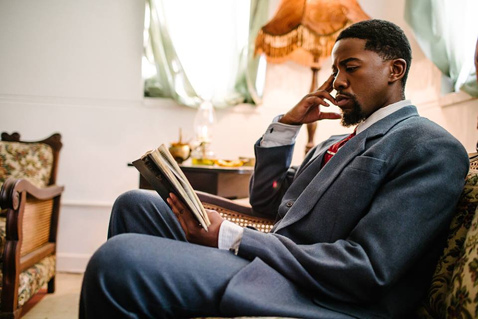 Atandwa (Philemon) on the set of The Suit (2016)