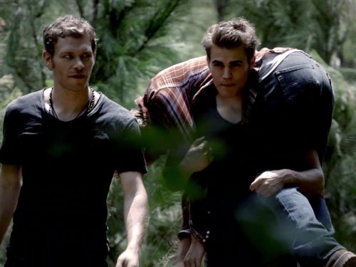 David Gallagher, Joseph Morgan, and Paul Wesley in The Vampire Diaries (2009)