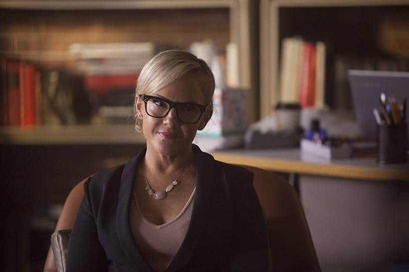 Rachael Harris in Lucifer (2016)