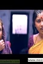 Jyoti Subhash and Narayani Shastri in Pak Pak Pakaak (2005)