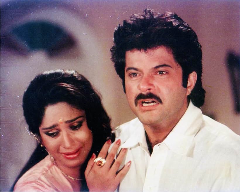 Anil Kapoor and Meenakshi Sheshadri in Meri Jung (1985)