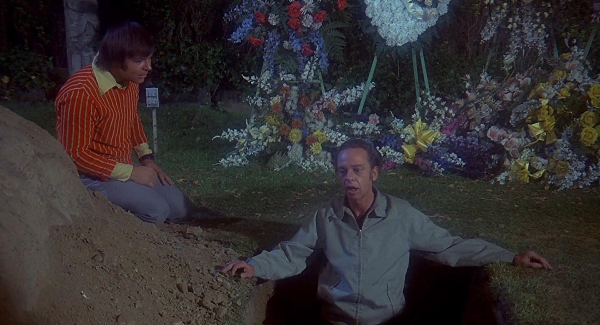 Don Knotts and Frank Welker in How to Frame a Figg (1971)