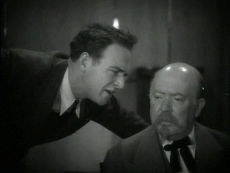 William Gargan and Guy Kibbee in Don't Bet on Blondes (1935)