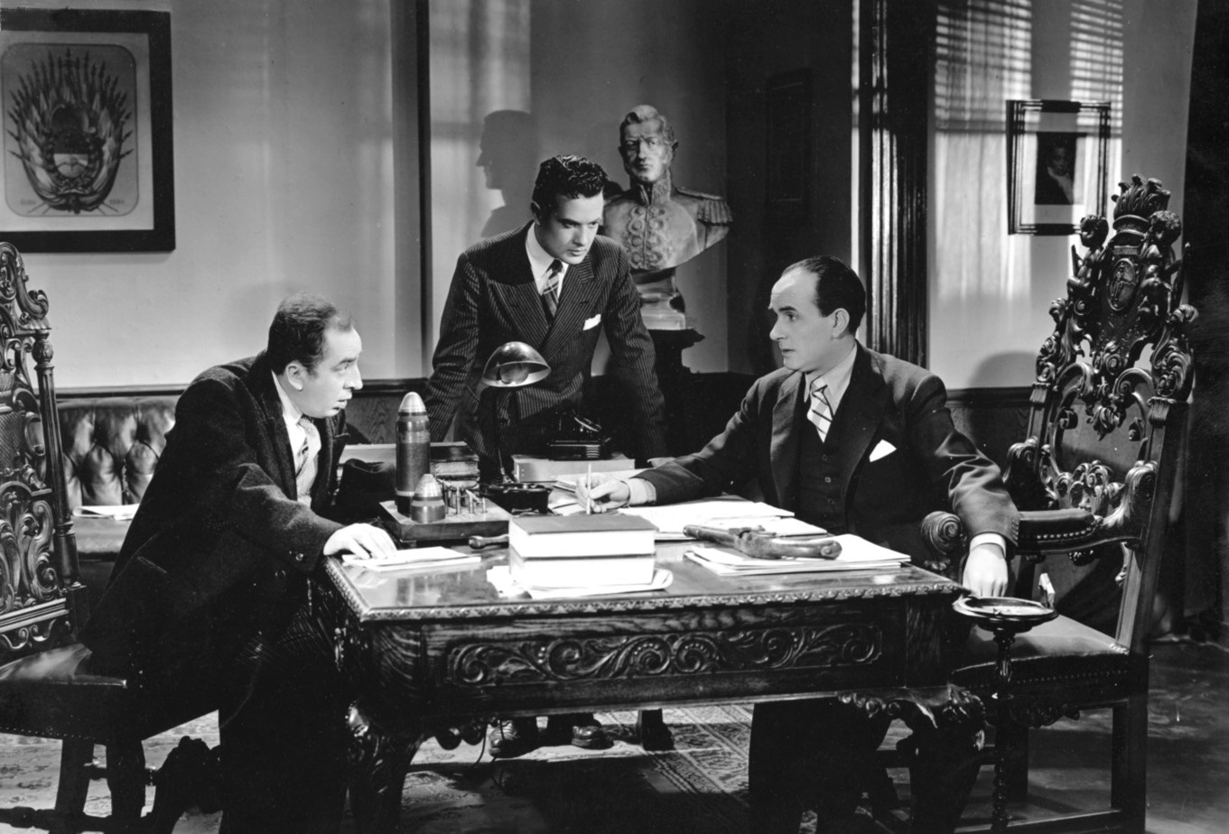 Pepe Arias, Ricardo Passano, and Bernardo Perrone in La guerra la gano yo (1943)