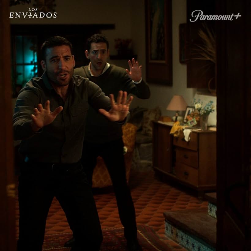 Luis Gerardo Méndez and Miguel Ángel Silvestre in The Envoys (2021)