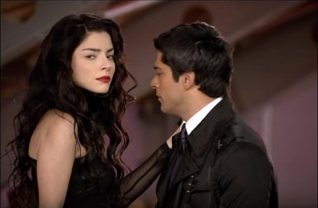 Merve Bolugur and Burak Özçivit in Little Secrets (2010)