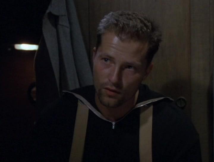 Til Schweiger in In Enemy Hands (2004)