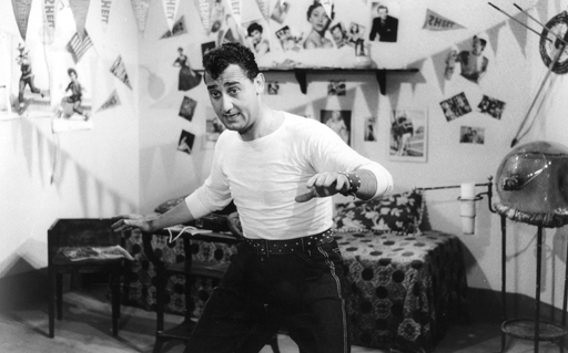 Alberto Sordi in An American in Rome (1954)