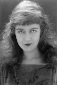 Primary photo for Dorothy Gish