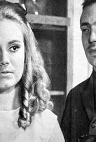 Regina Duarte and Gianfrancesco Guarnieri in O Terceiro Pecado (1968)