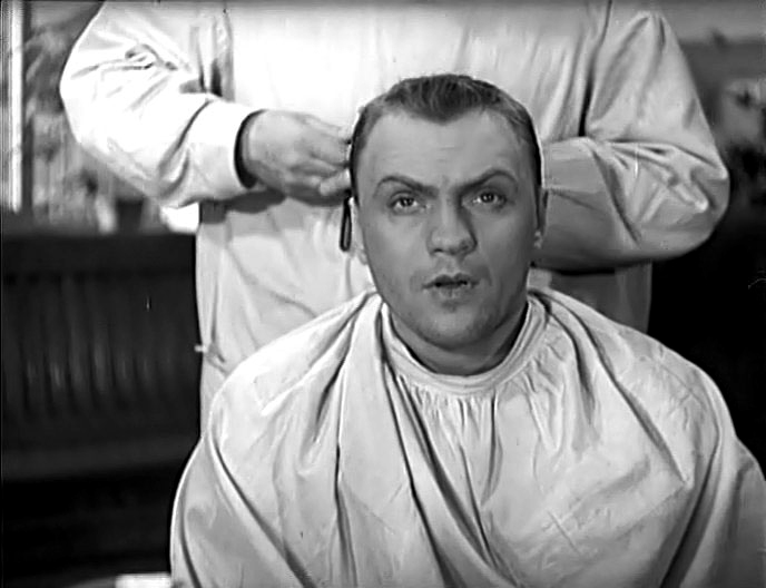 Leonid Kmit in Staryy naezdnik (1940)