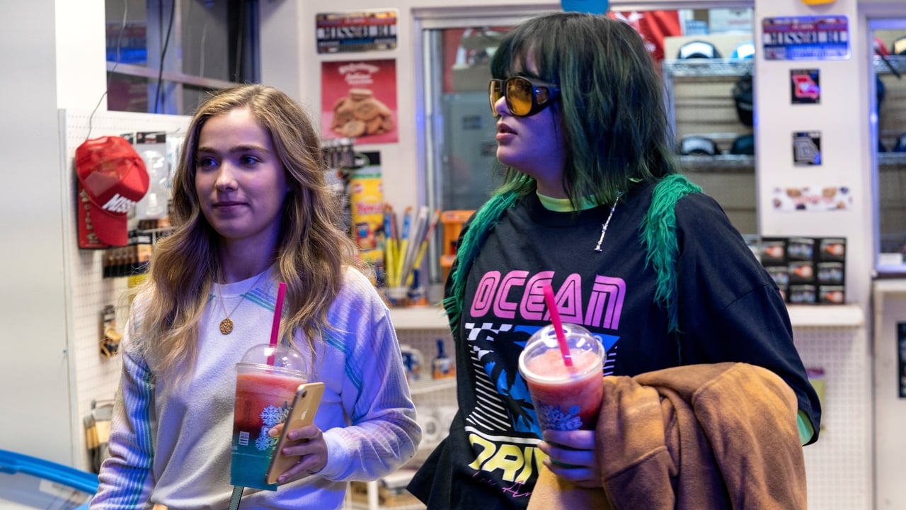 Haley Lu Richardson and Barbie Ferreira in Unpregnant (2020)