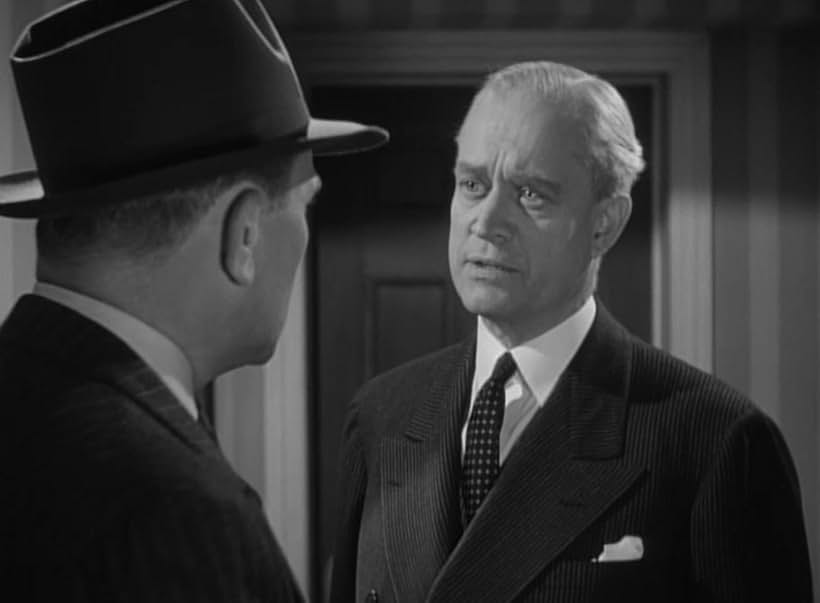 William Demarest and Charles Trowbridge in Dressed to Kill (1941)