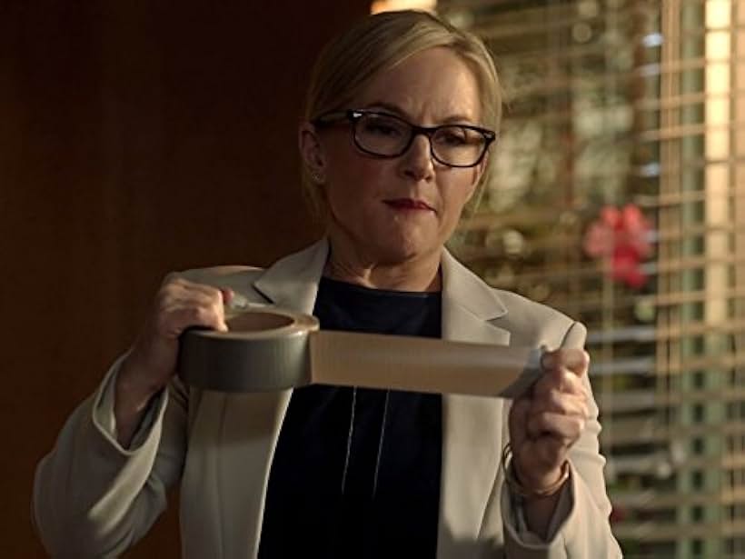 Rachael Harris in Lucifer (2016)