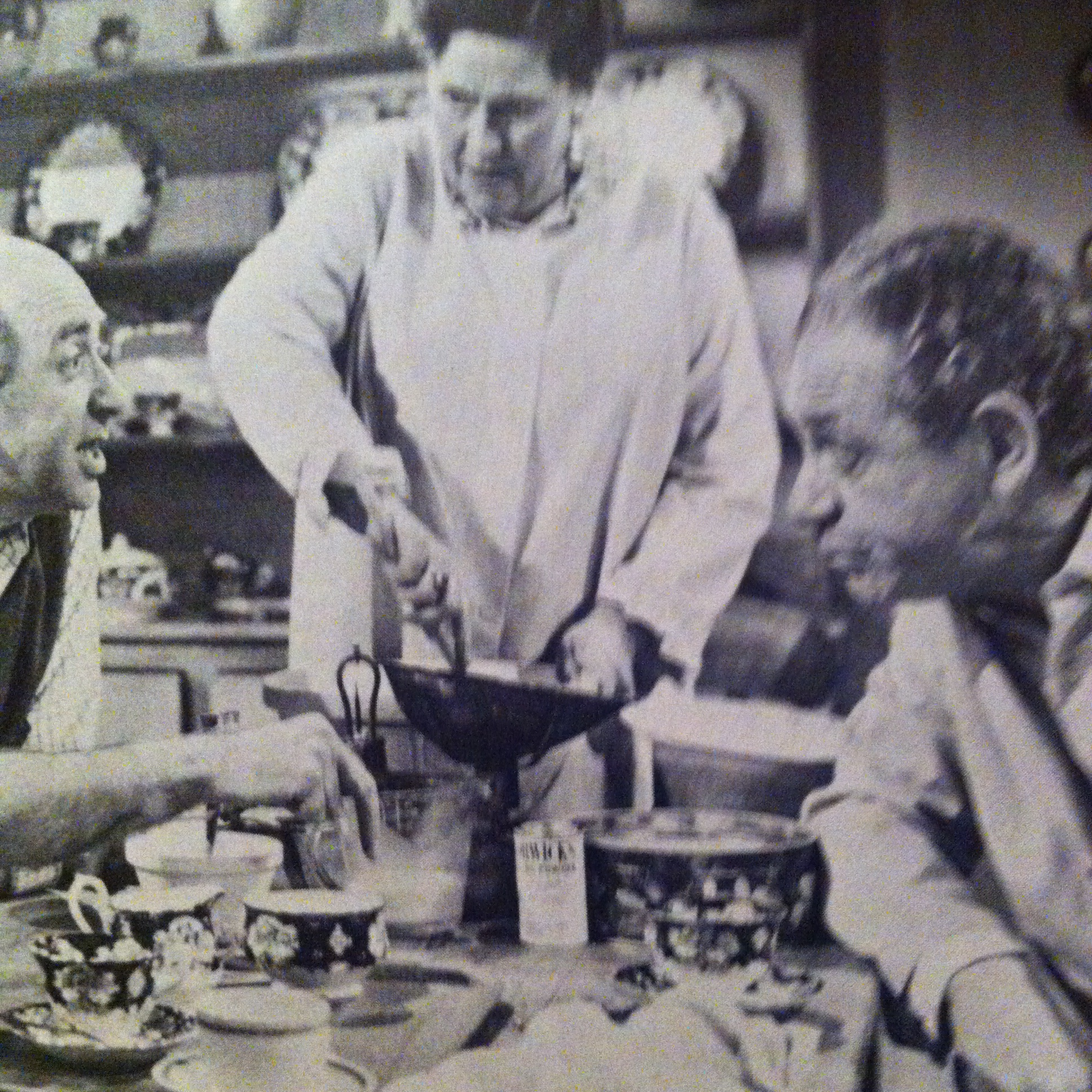 Sidney James, Keith Marsh, and Peggy Mount in George and the Dragon (1966)