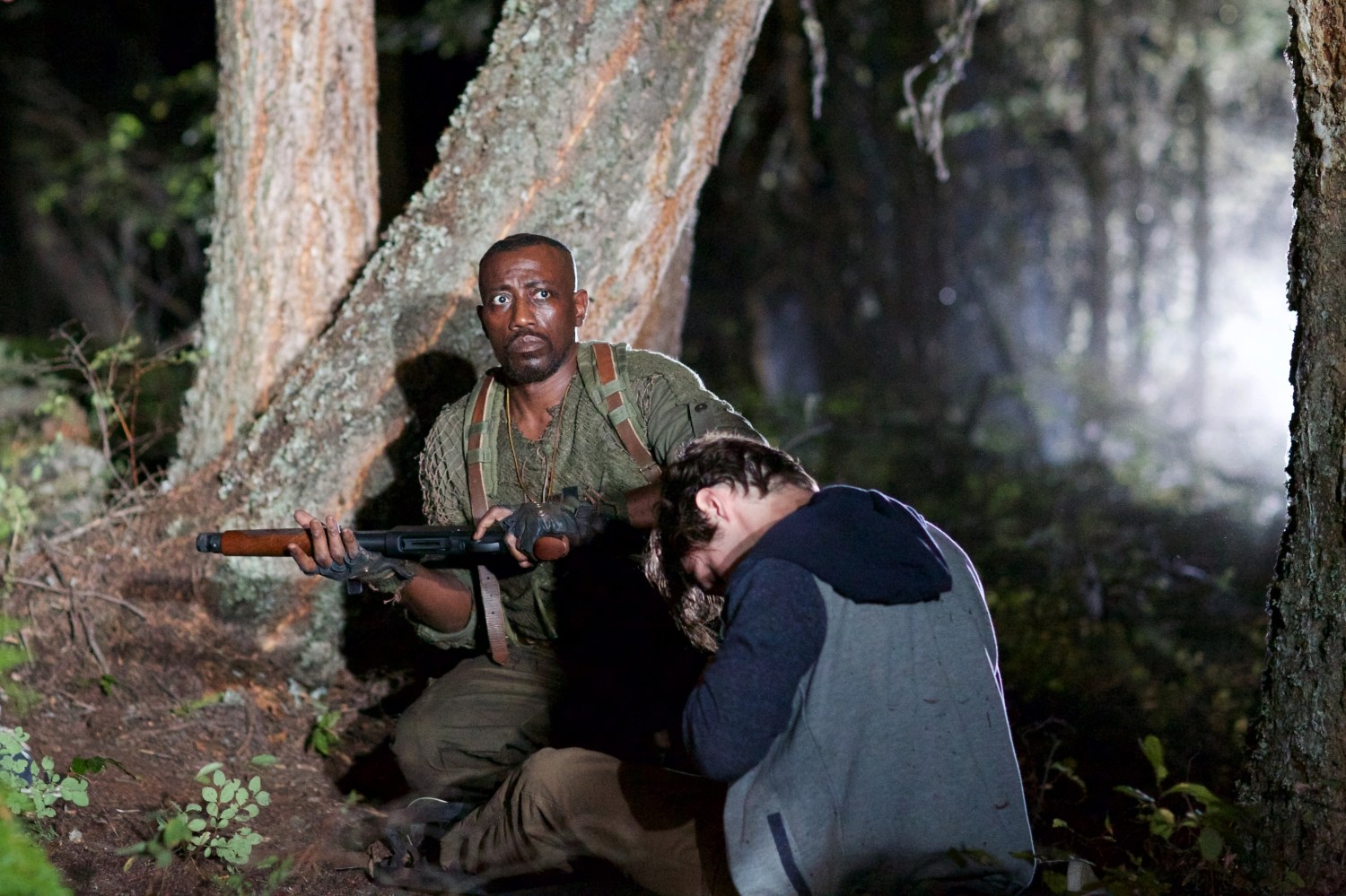 Wesley Snipes and RJ Mitte in The Recall (2017)