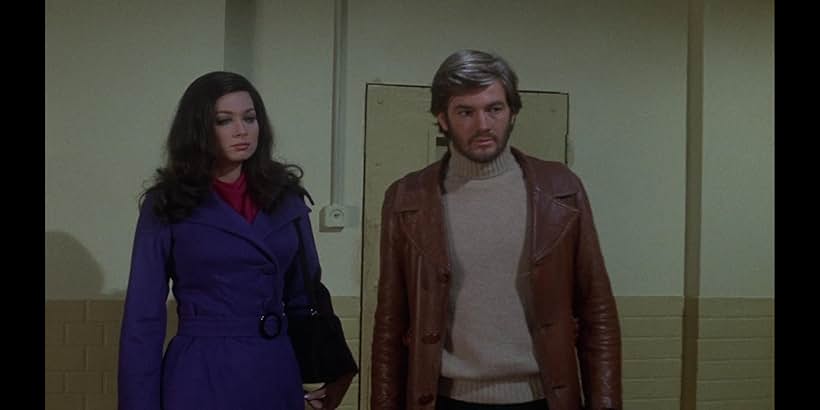 Mark Edwards and Valerie Leon in Blood from the Mummy's Tomb (1971)